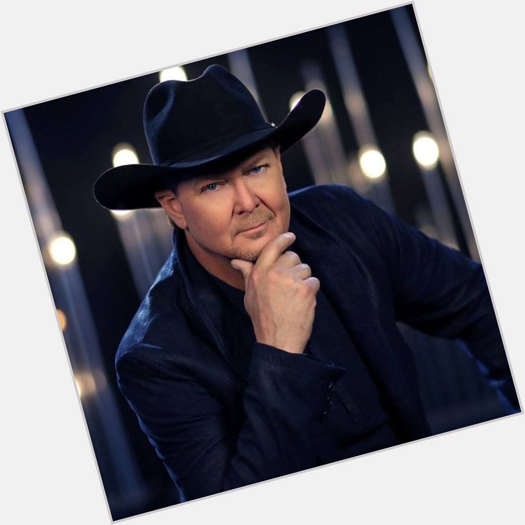 Happy Birthday To Tracy Lawrence! 