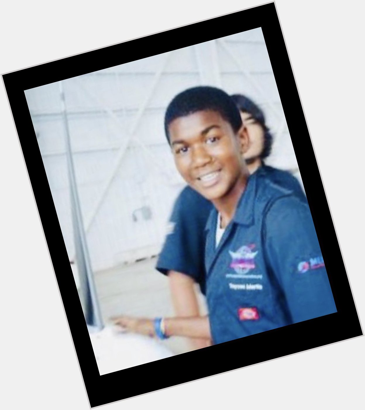 Trayvon Martin should ve turned 28 today.

Happy heavenly birthday, Trayvon. 
