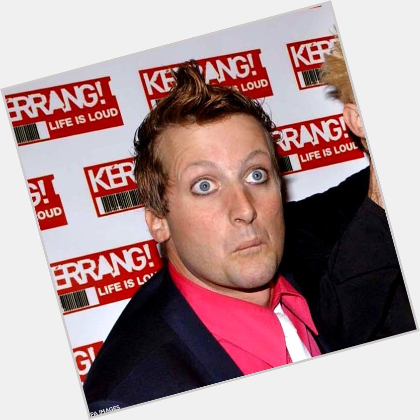 When it\s your big day and you haven\t been given any cake yet...
Happy birthday Tré Cool of 