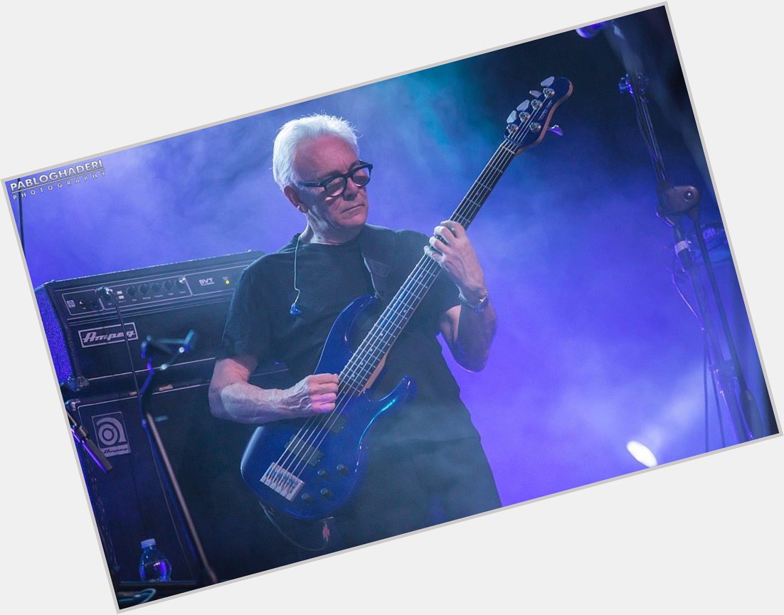 Happy birthday to our legendary bass player Trevor Horn!
The DSL family gives you a warm hug! 