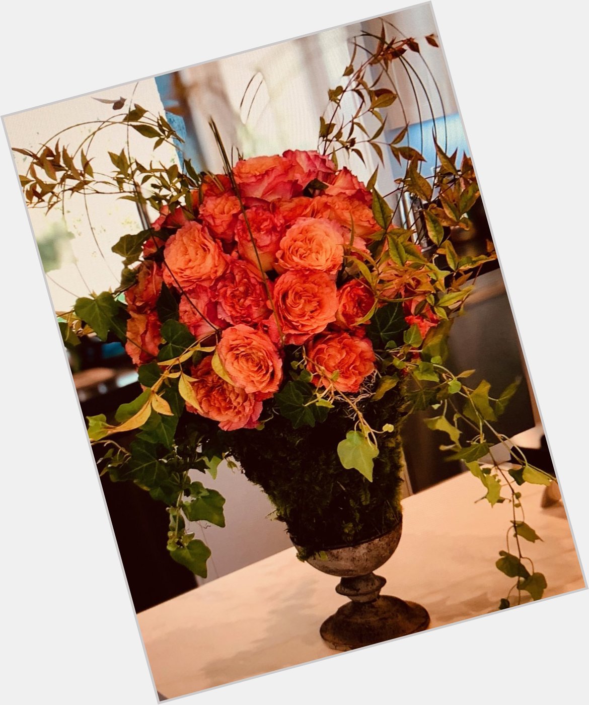 Happy Birthday Trisha Yearwood ! Garth sent roses. We all would if we knew where you were :)  