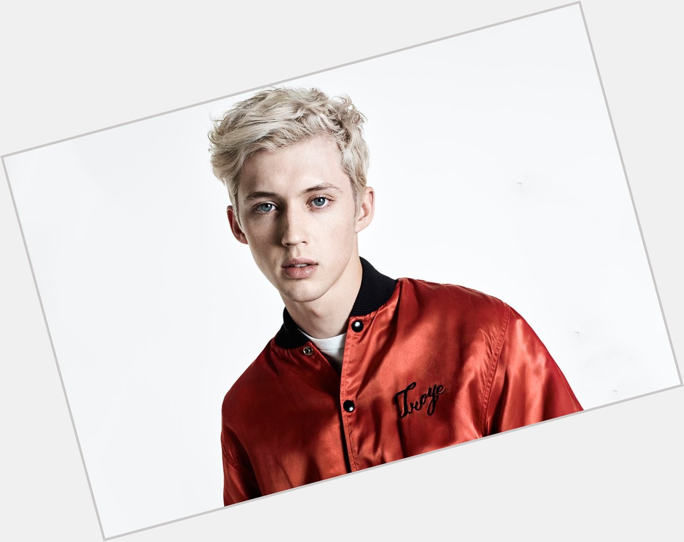 Happy birthday, Here our our 10 favorite Troye Sivan remixes 