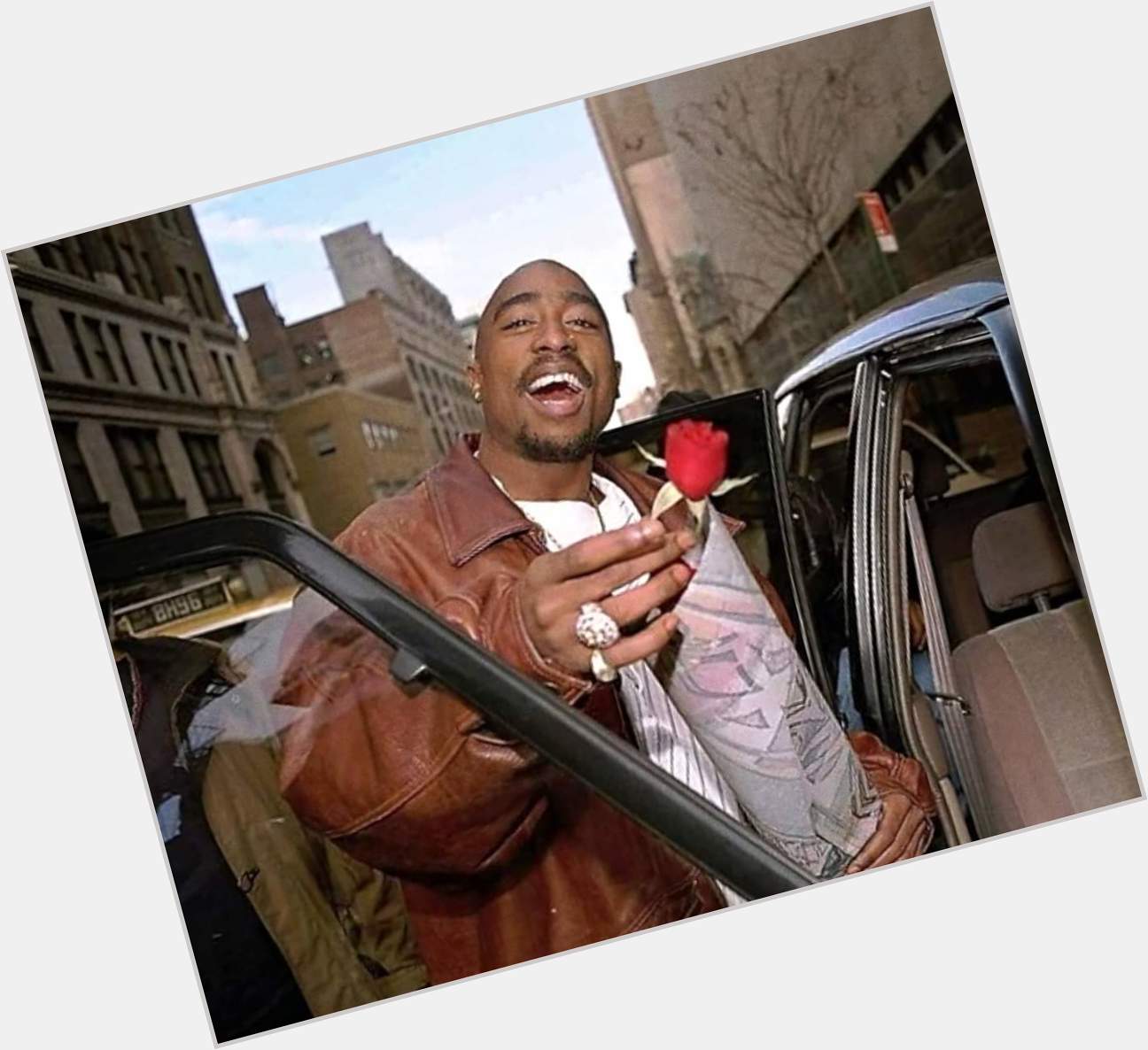 Happy birthday to the greatest rapper of all time, Tupac Shakur. A rose that grew on concrete. 