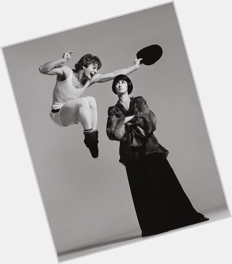 Happy birthday Twyla Tharp.
With Mikhail Baryshnikov in a great portrait by Richard Avedon, 1975 
