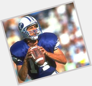 Happy birthday to Ty Detmer. Threw for 15,031 yds & 121 TDs at . Won the 1990 Heisman Trophy. 