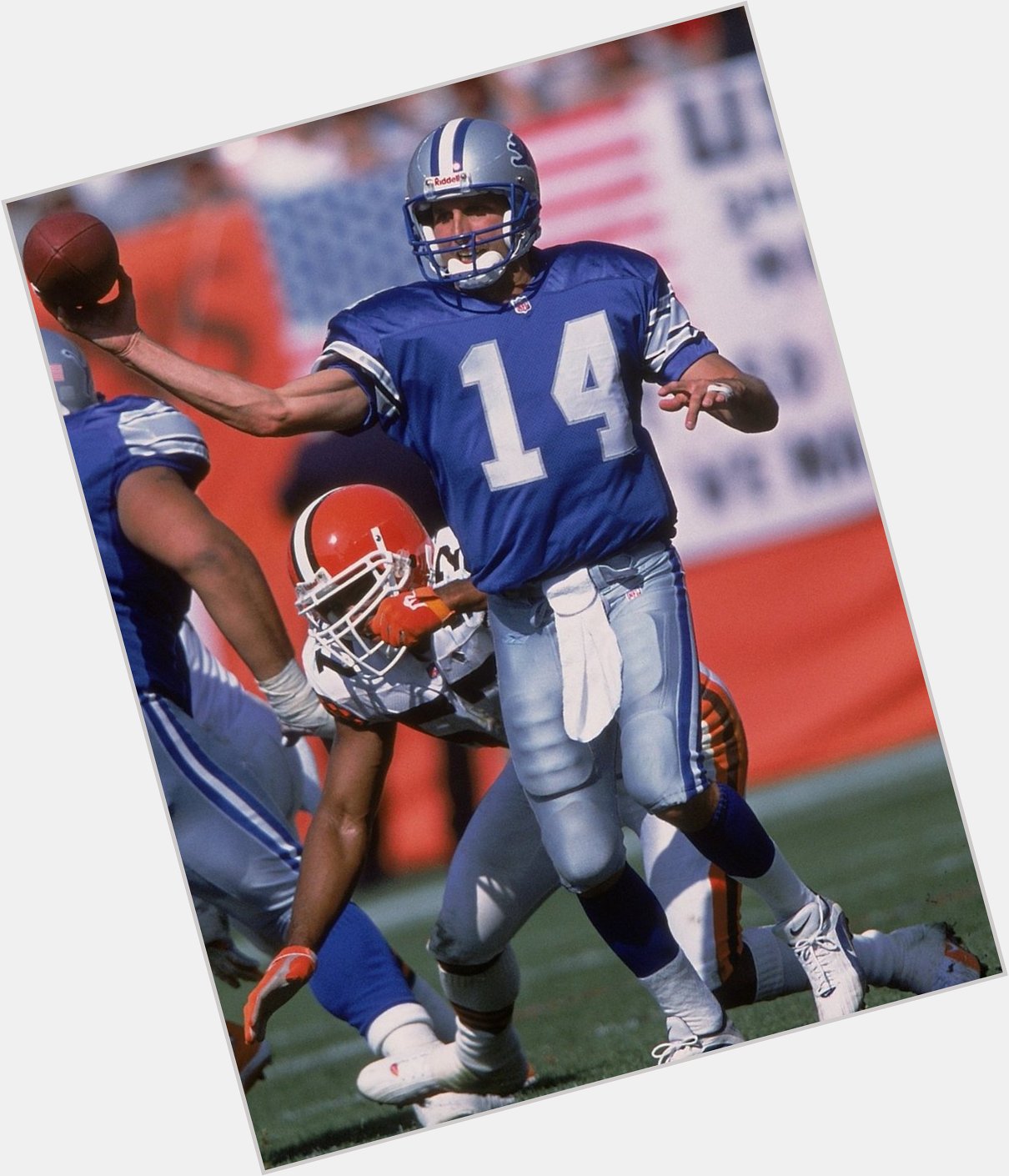 Happy Birthday to Ty Detmer! played QB in 2001-2003, and turns 55 today! 