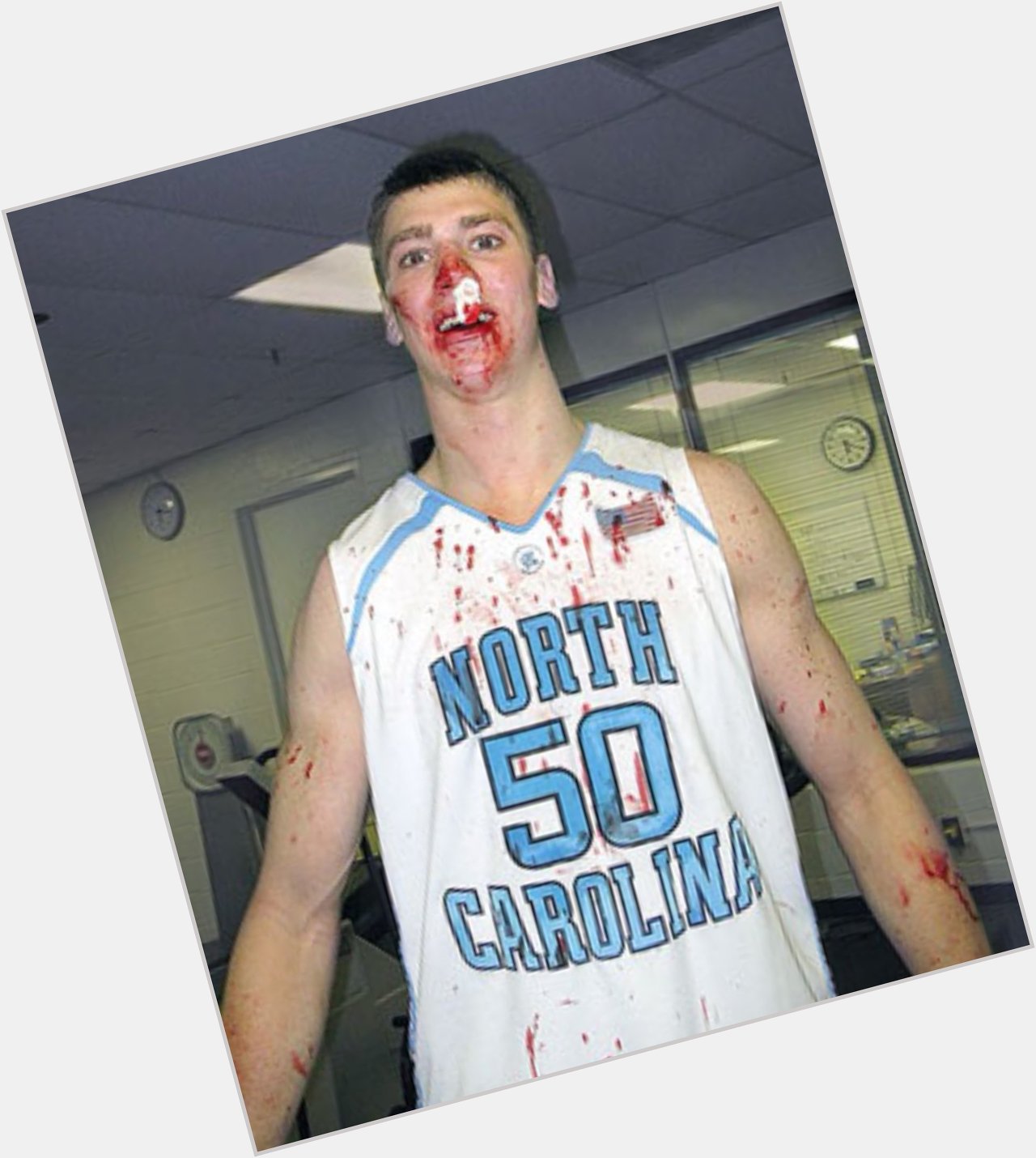 (2007) Happy birthday to Tyler Hansbrough. 

Never forget. 