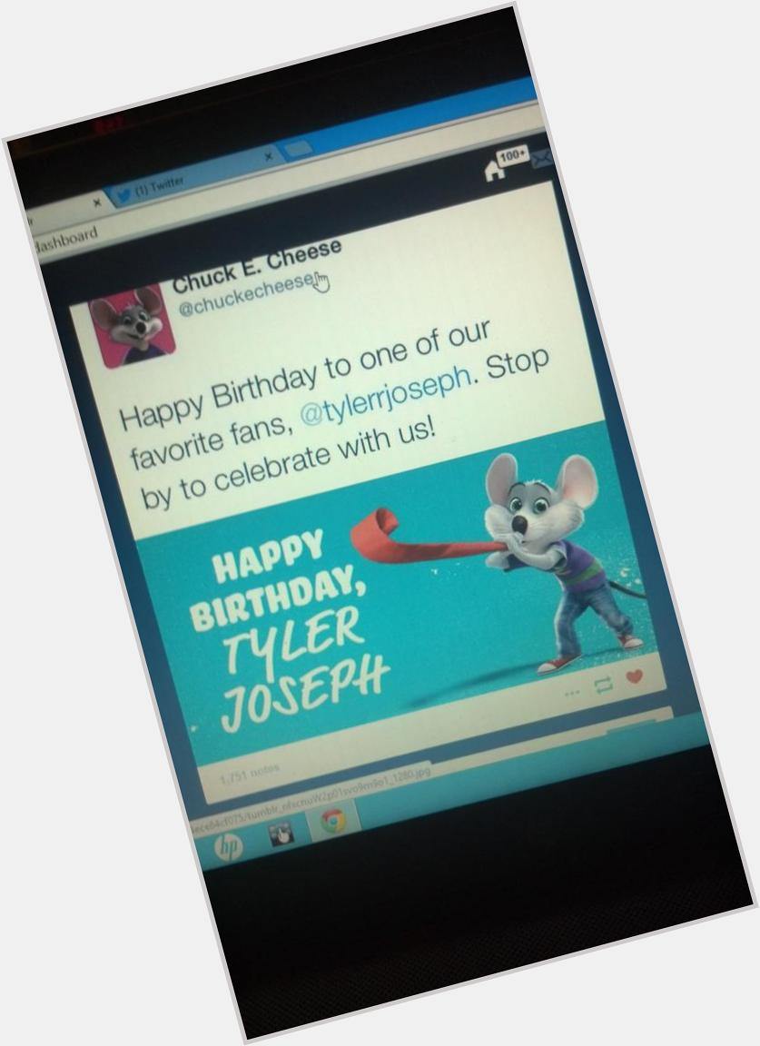 CHUCK E CHEESE WISHED TYLER JOSEPH A HAPPY BIRTHDAY, THIS IS EVERYTHING TO ME 