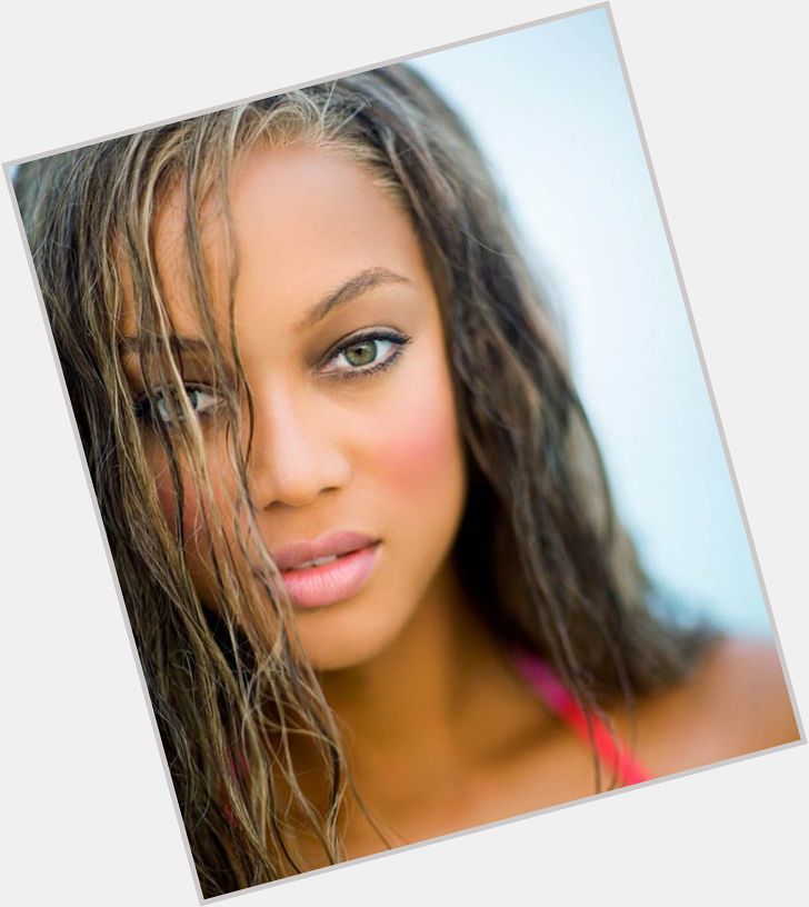 Happy Birthday to Tyra Banks who turns 46 today! 