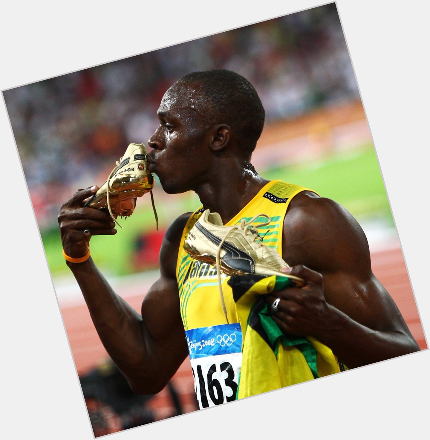    It took him just 9.58 seconds to run 100m.

Happy birthday to the world\s fastest man - Usain Bolt 