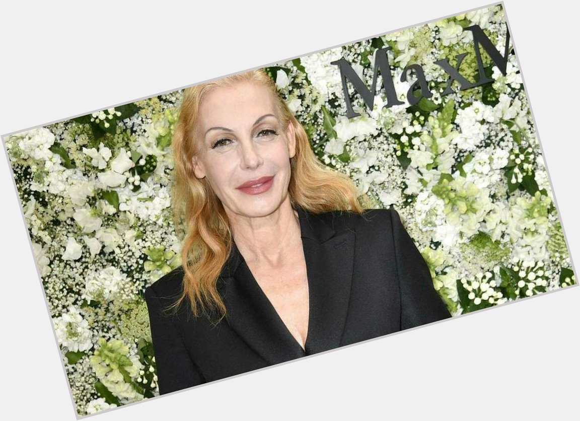 HAPPY BIRTHDAY TO YOU 
Ute Lemper
Actrice et chanteuse 