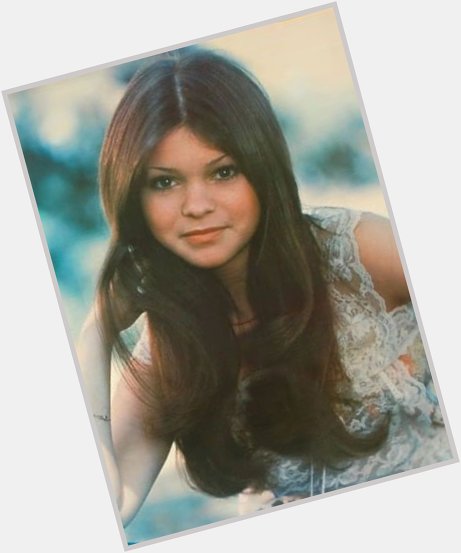 Happy Birthday wishes go out to Valerie Bertinelli who turns 59 today! 