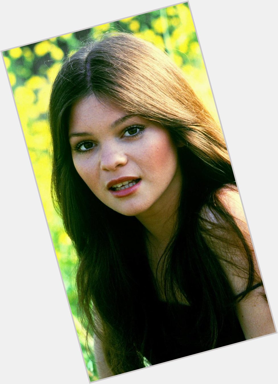 Good morning, Happy Friday. Starting today with a Happy Birthday to VALERIE BERTINELLI 