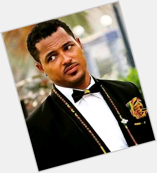 Happy 45 years birthday to you Van Vicker
Let\s wish him well  