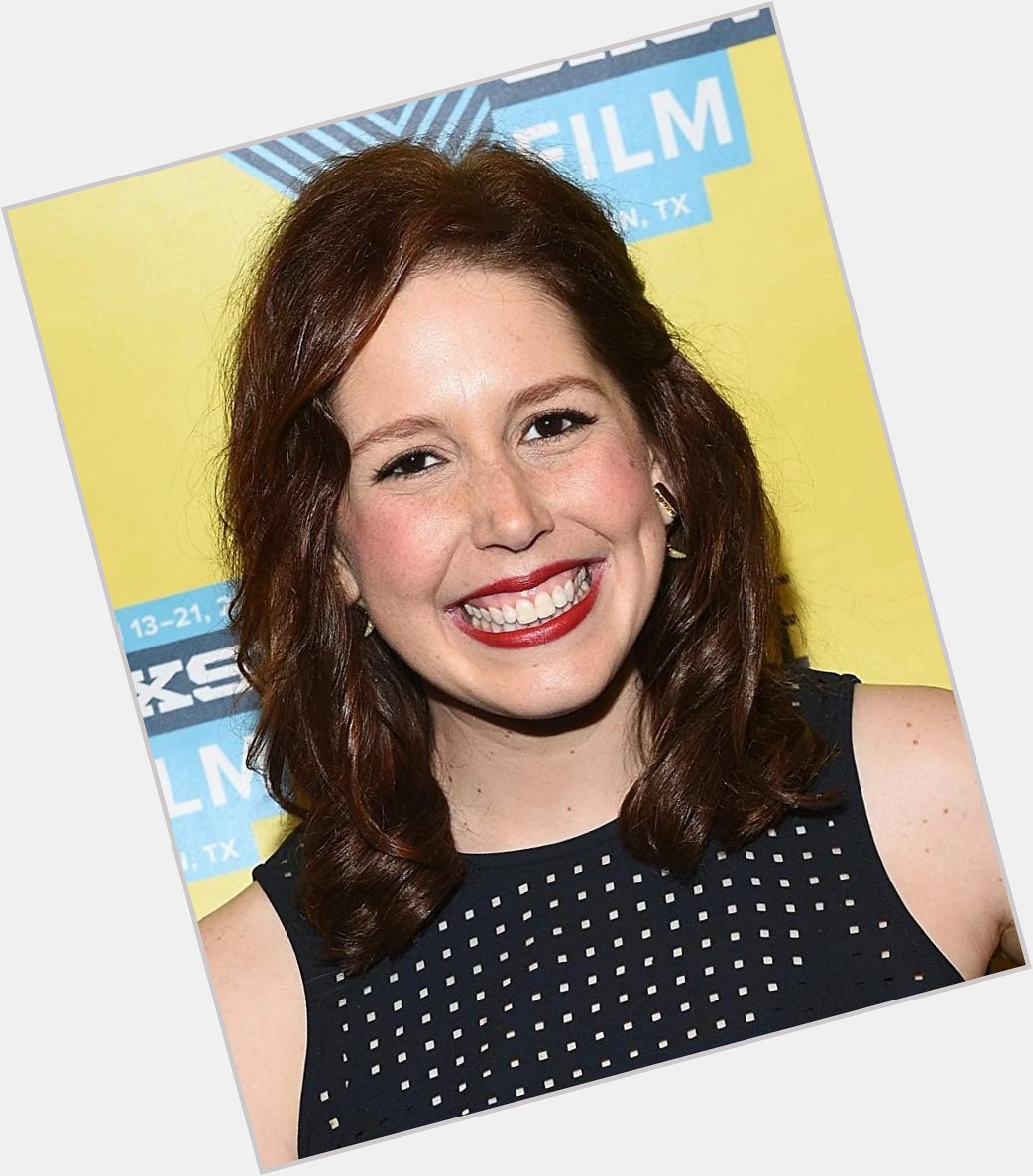 Happy Birthday to Vanessa Bayer . 