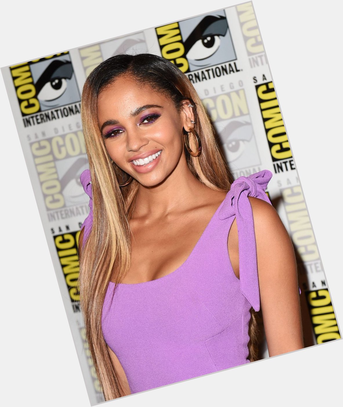 Happy 29th Birthday Shout Out to the lovely Vanessa Morgan aka TT on Riverdale!! 