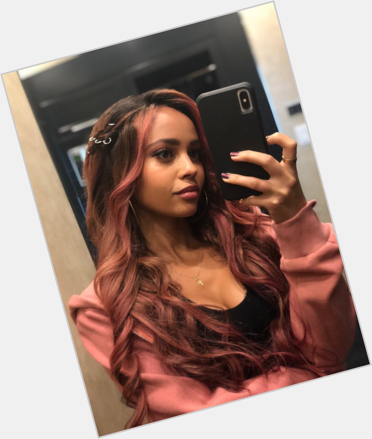 Happy birthday to one of my favorite people, it is Vanessa Morgan\s day. I love you Vanessa 