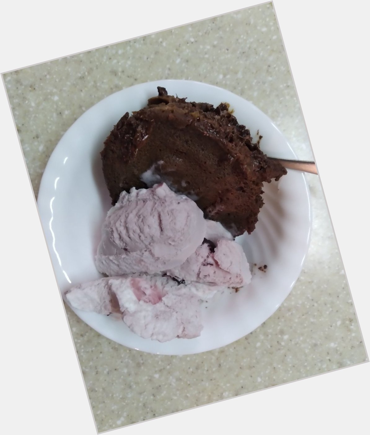  Happy birthday Elara, here\s your chocolate cake with cherry vanilla ice cream 