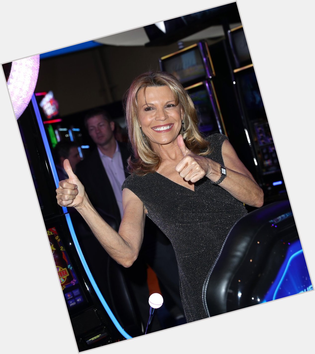 A B...a d please...i\d like to buy an A..and a Y.
I\d like to solve.
Happy bday to the ageless Vanna White! 