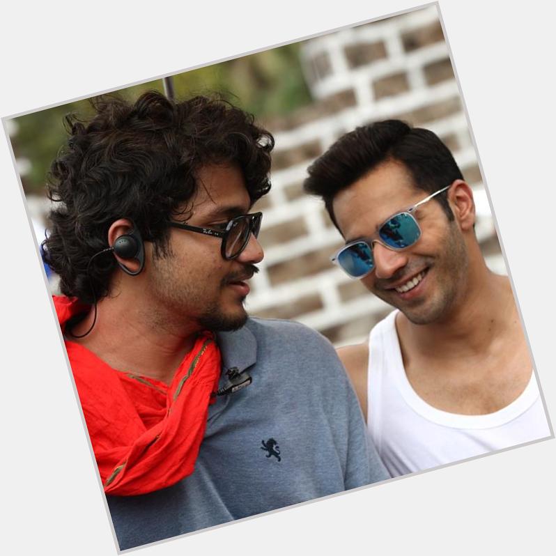 \" Happy Birthday Varun Dhawan :)

On the sets of \"Dilwale\" ;) 