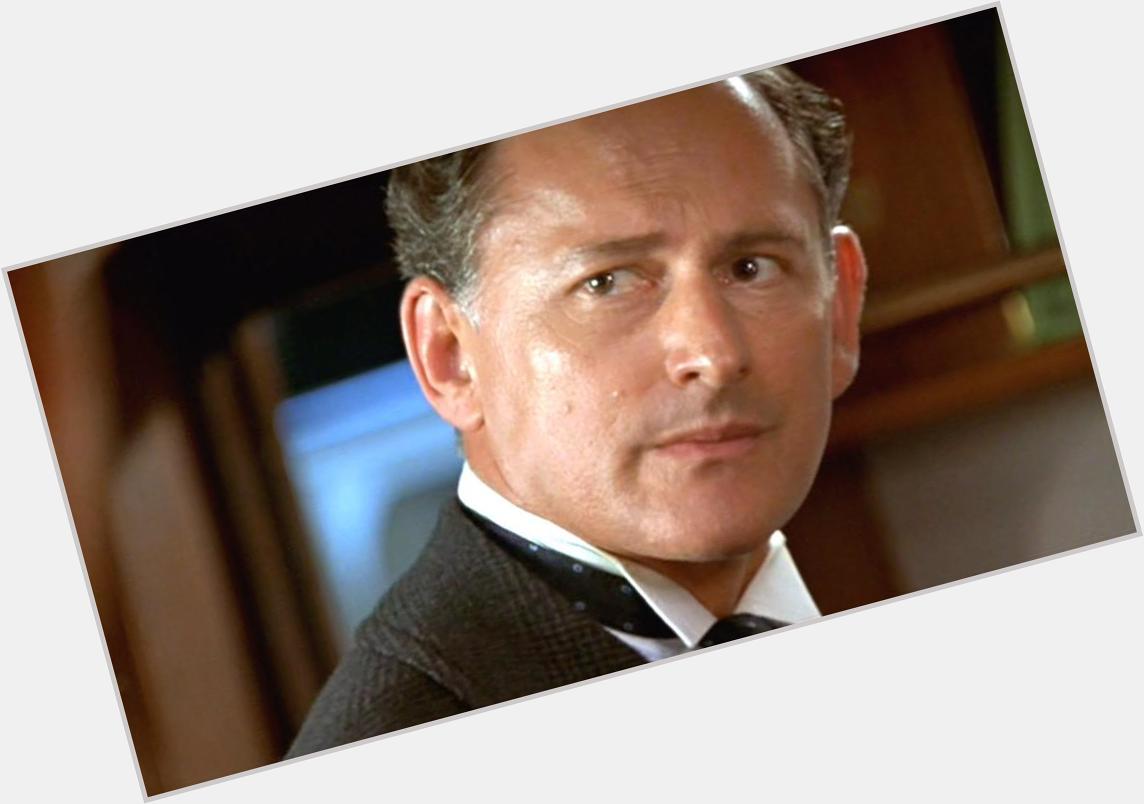 Happy birthday Victor Garber! Thanks for continuously making me sob since 1997. 