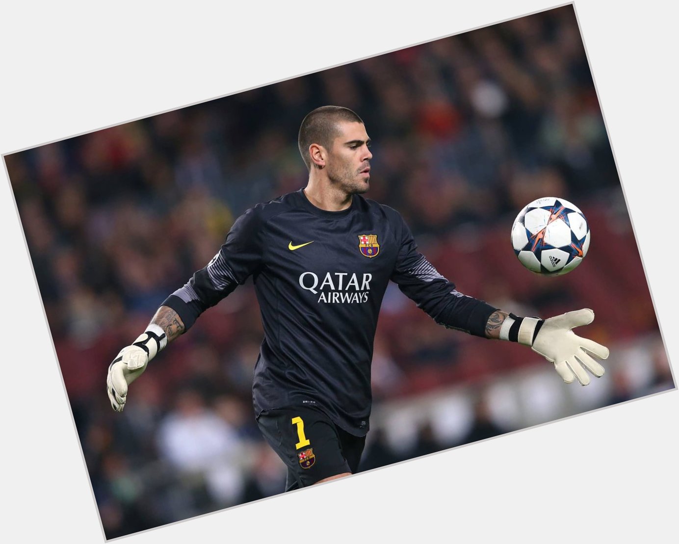 Happy birthday to Barcelona legend Victor Valdes, who turns 37 today! 