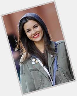   happy birthday victoria justice I love you so six only actress that I like you 
