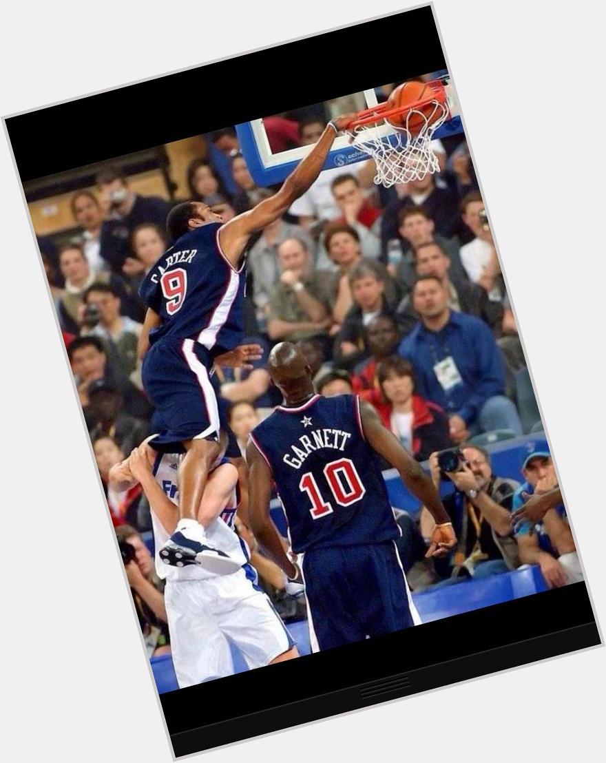 Happy Birthday to one of the greatest dunkers of all-time. Vince Carter 