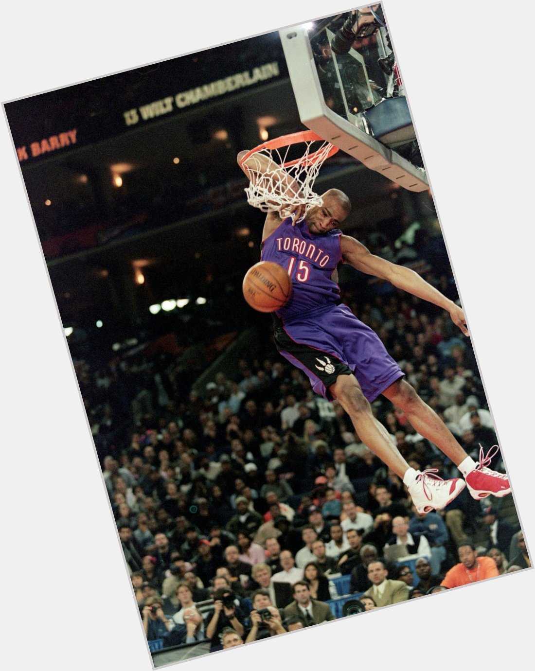 Happy birthday to dunk legend Vince Carter 