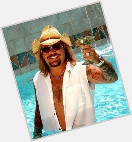 Happy bday to the awesome. Vince neil i hope You. Have a blast 