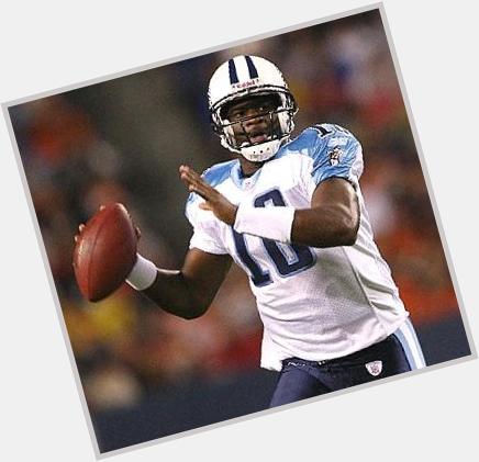 Happy birthday 32nd to Vince Young wish you all the best. 