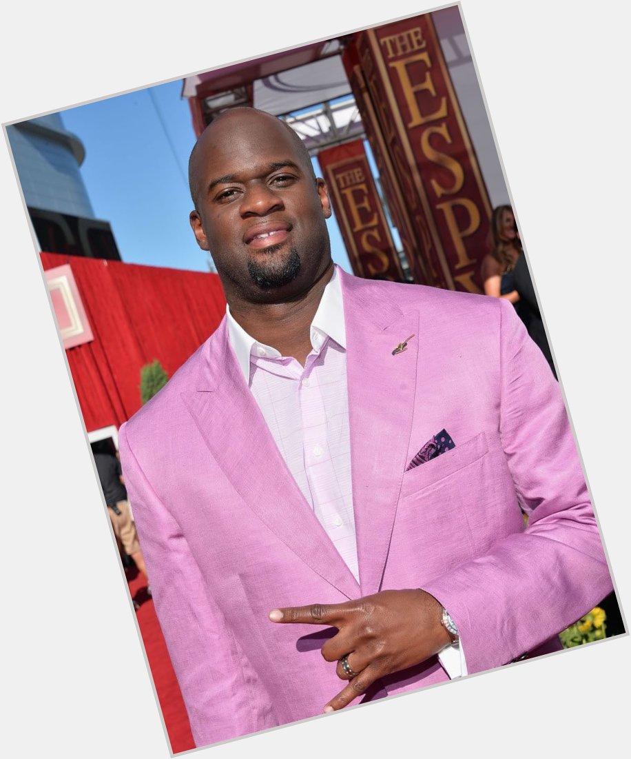 Happy Birthday Vince Young 