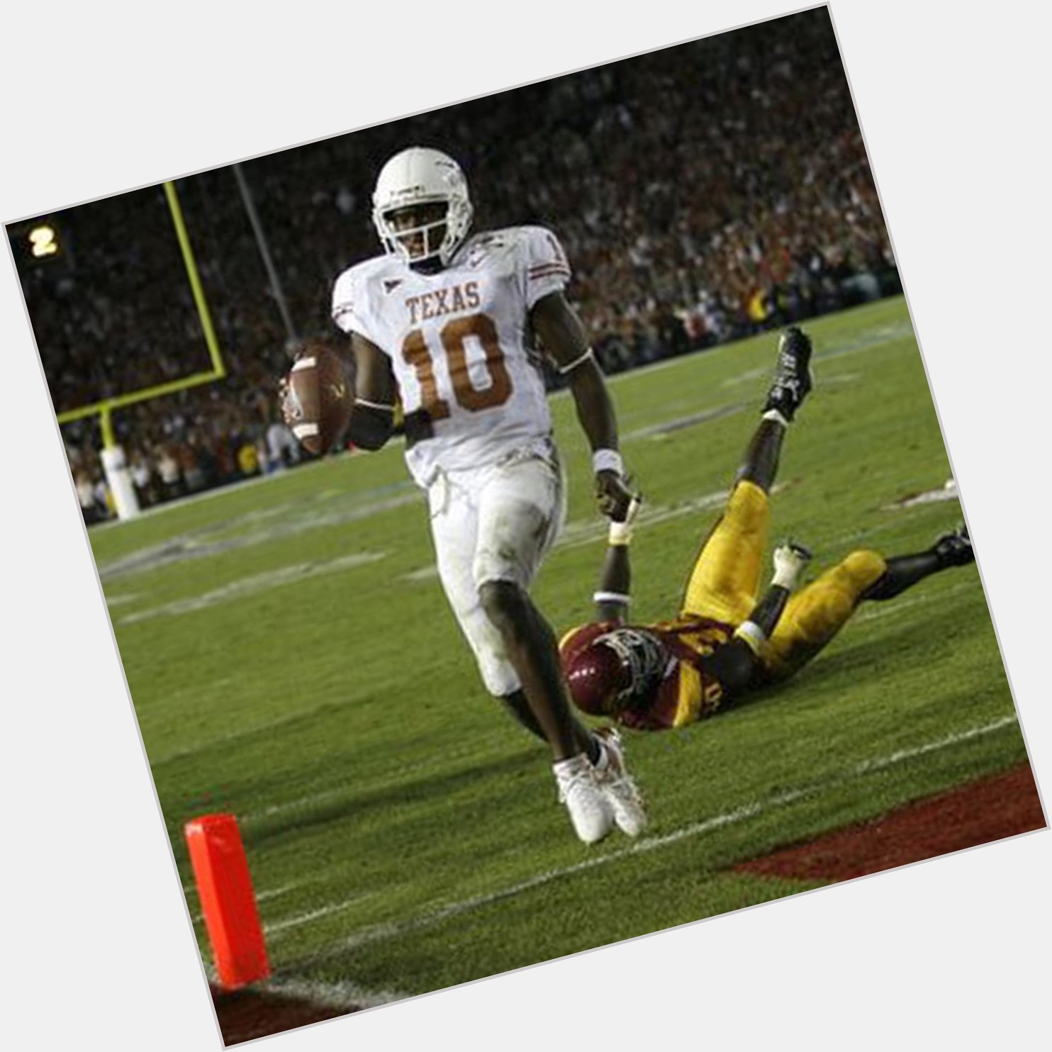 Happy Birthday to Vince Young .. 
