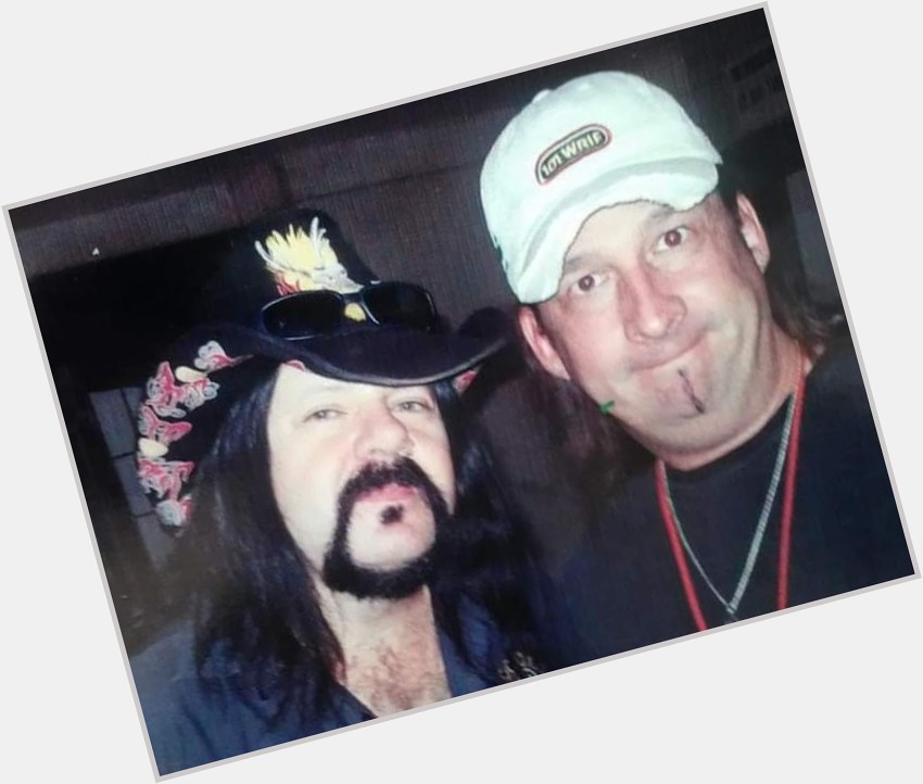Happy Birthday to the Late Vinnie Paul 