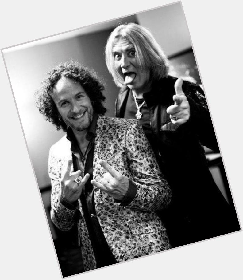 Happy birthday to me mate Vivian Campbell...Had to settle for posting a photo with him and Joe... x have a good one ! 