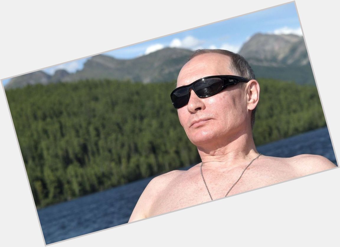 Message bots wish Vladimir Putin a happy birthday  