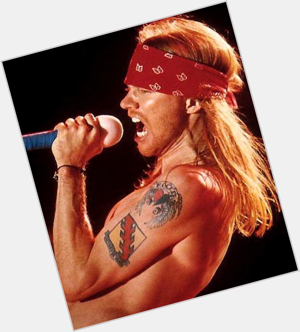 A happy birthday to the owner of 1 of the greatest voices in music, Mr W. Axl Rose! 