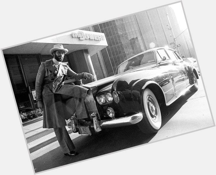 Walt Frazier turns 73 today, at one time the coolest guy in the big apple (and in sports). Happy Birthday Clyde. 