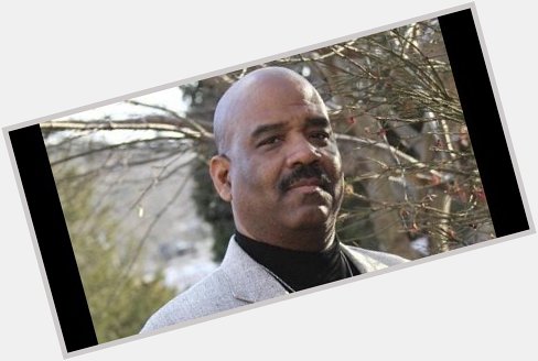 Happy Birthday to saxophonist and vocalist, and professor of music Walter Beasley (born May 24, 1961). 