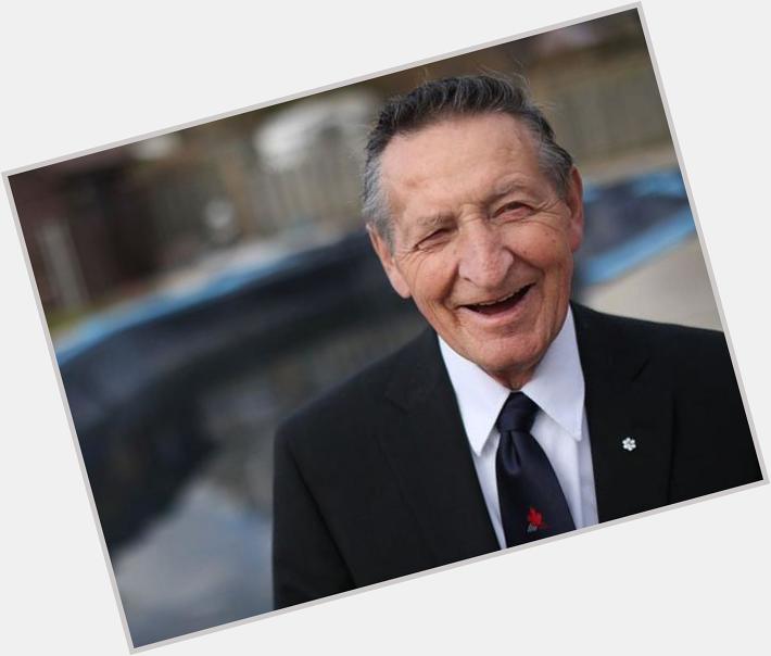 Happy birthday to the most famous hockey dad, Walter Gretzky. 
