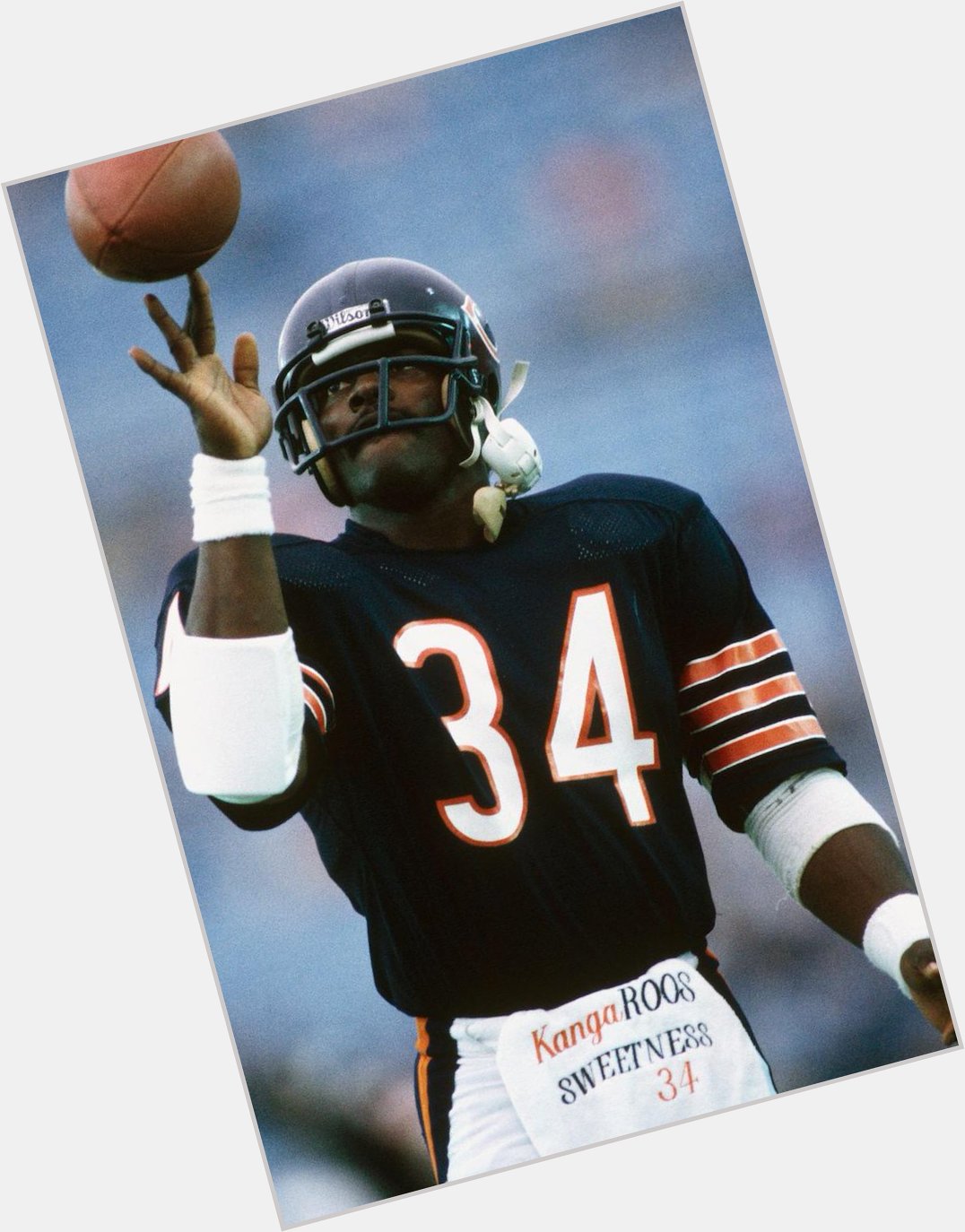 Happy Birthday to Walter Payton, one of the greatest to ever suit up. 