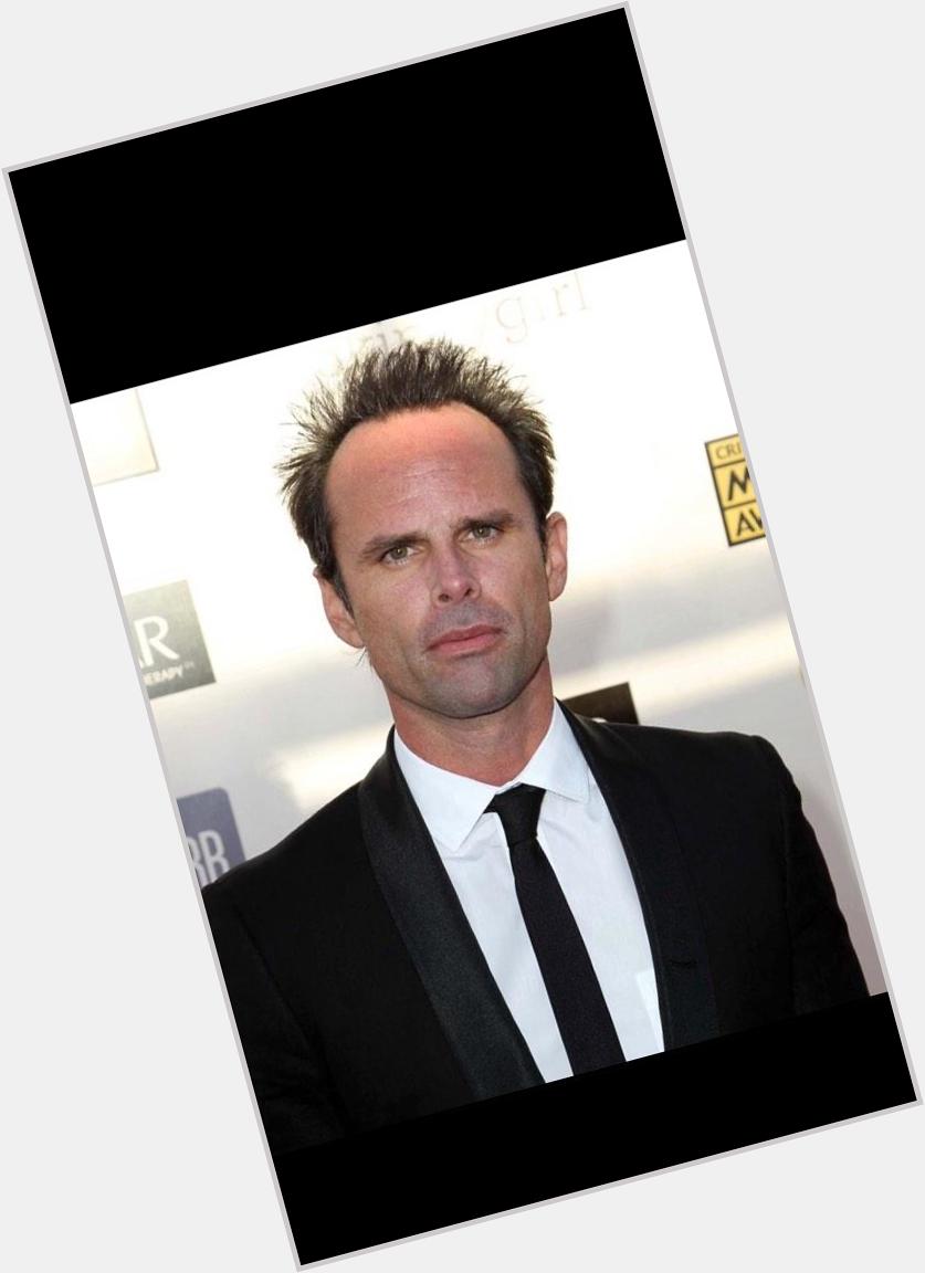 Happy birthday, walton goggins. Love watching boyd and raylan banter back and forth. 