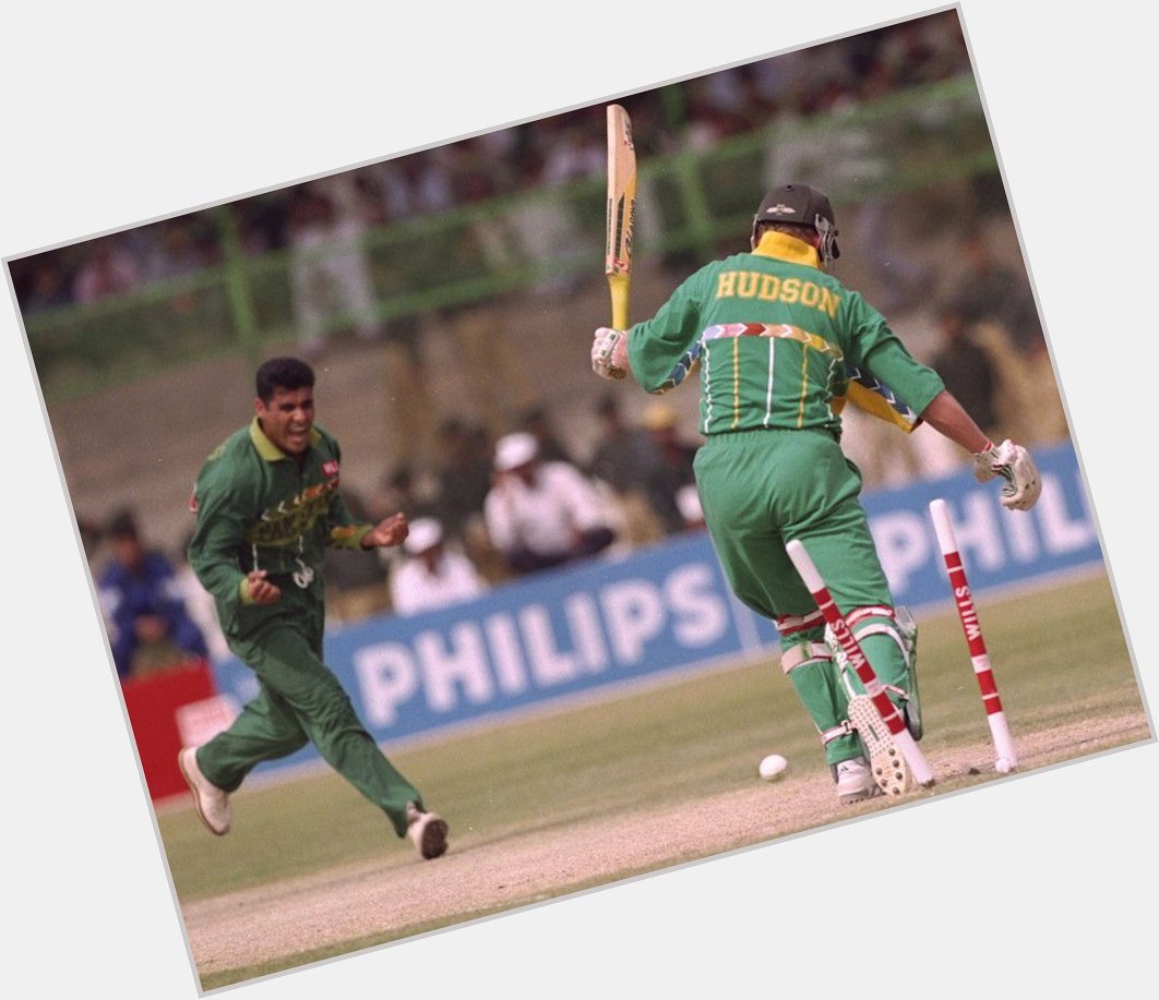 Happy birthday to the \sultan of swing\ coach & fast bowing extraordinaire Waqar Younis 