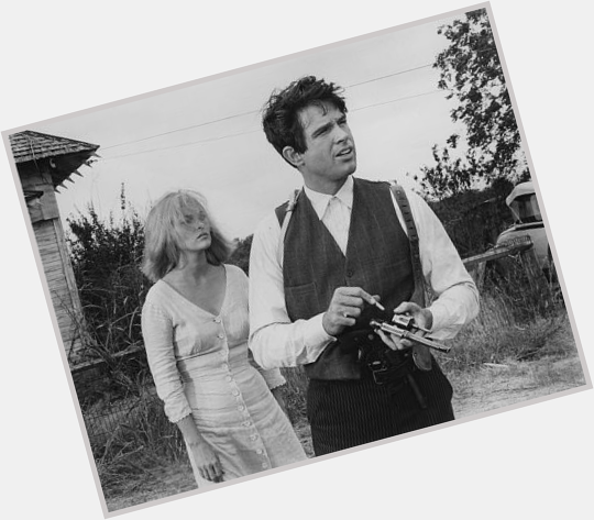 Happy birthday to Warren Beatty!  Here he is with Faye Dunaway in \"Bonnie and Clyde\" from 1967. 