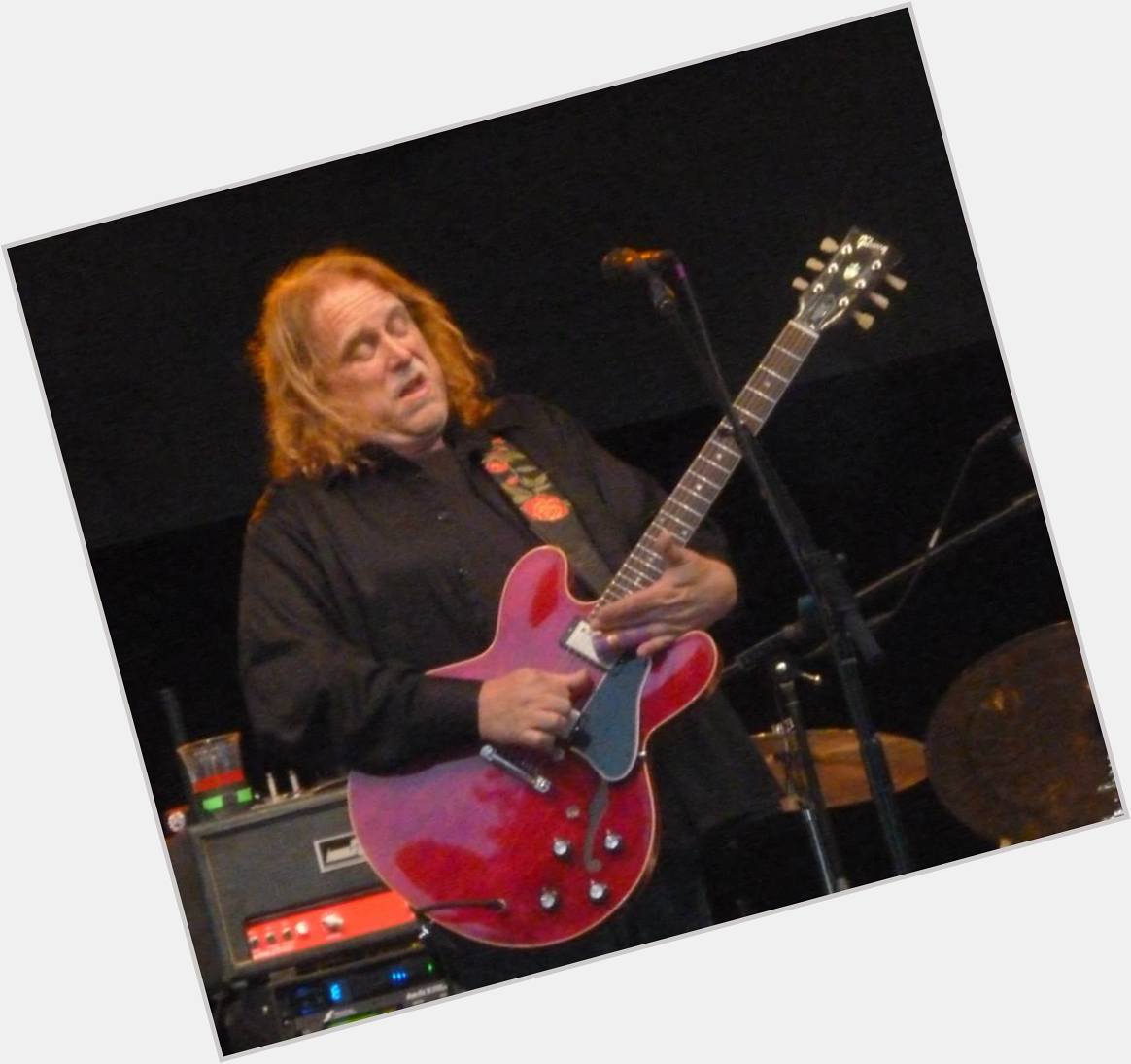 Happy 55th birthday - Warren Haynes Band - \"Soulshine\":  (photo by yours truly) 
