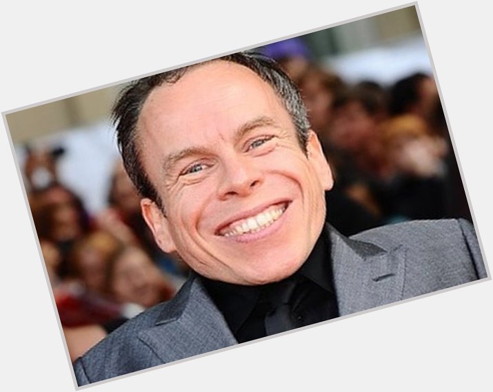 Happy birthday to the amazing Warwick Davis! hope to see you at this year! :D 