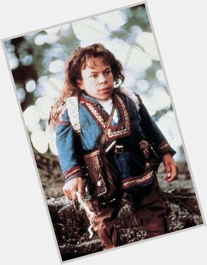 Happy 52nd birthday to actor Warwick Davis, best known for his role in Willow. 