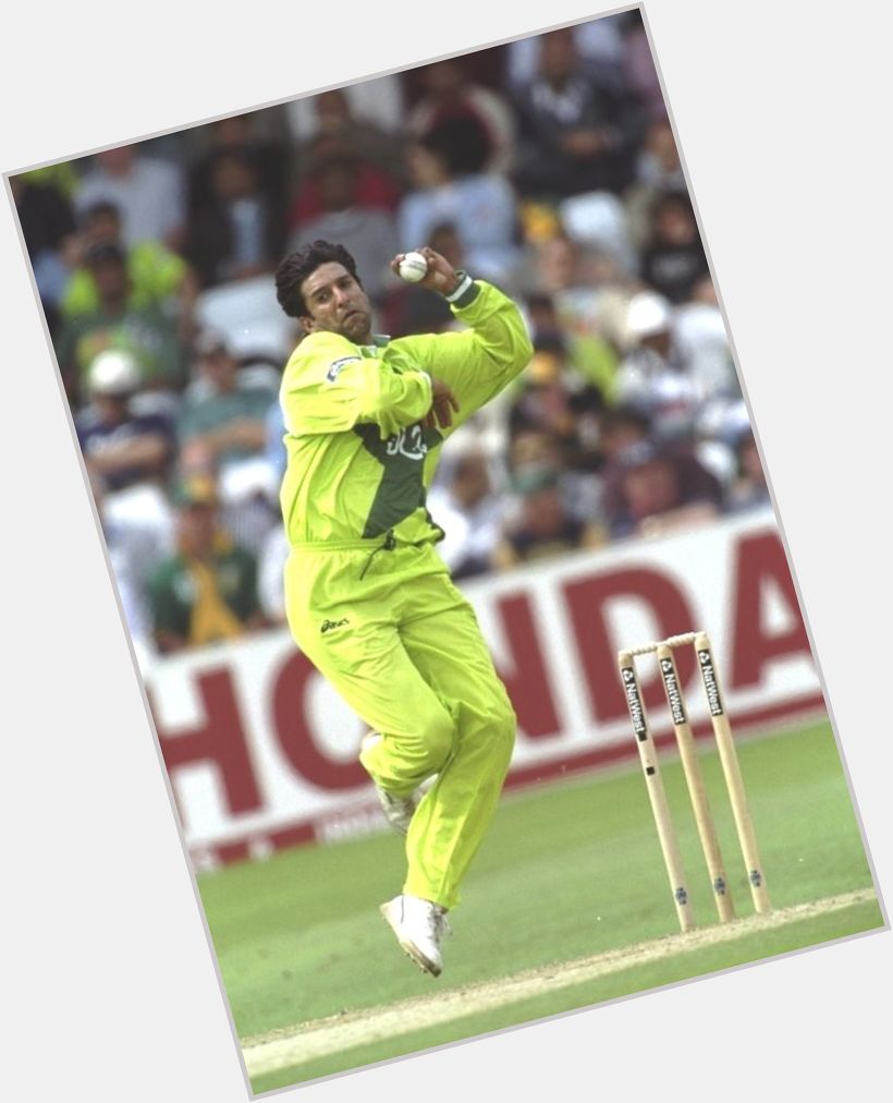 Happy Birthday to the Sultan of Swing, Wasim Akram

He\s that one cricketer whom I wanna meet and take autographs 