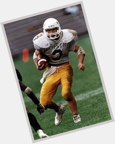 Happy birthday to former great Wayne Chrebet. 4 yr letterwinner & the 1st 1,000-yd WR in Pride history. 