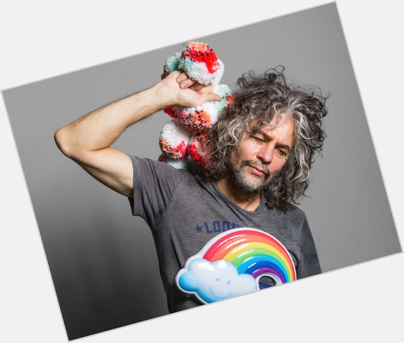 Please join me here at in wishing the one and only Wayne Coyne a very Happy 60th Birthday today  